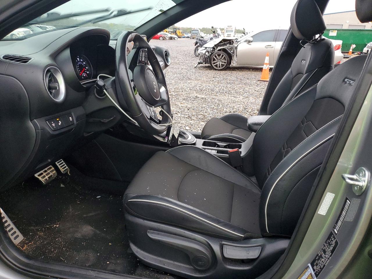 2024 KIA FORTE GT-LINE photo 13
