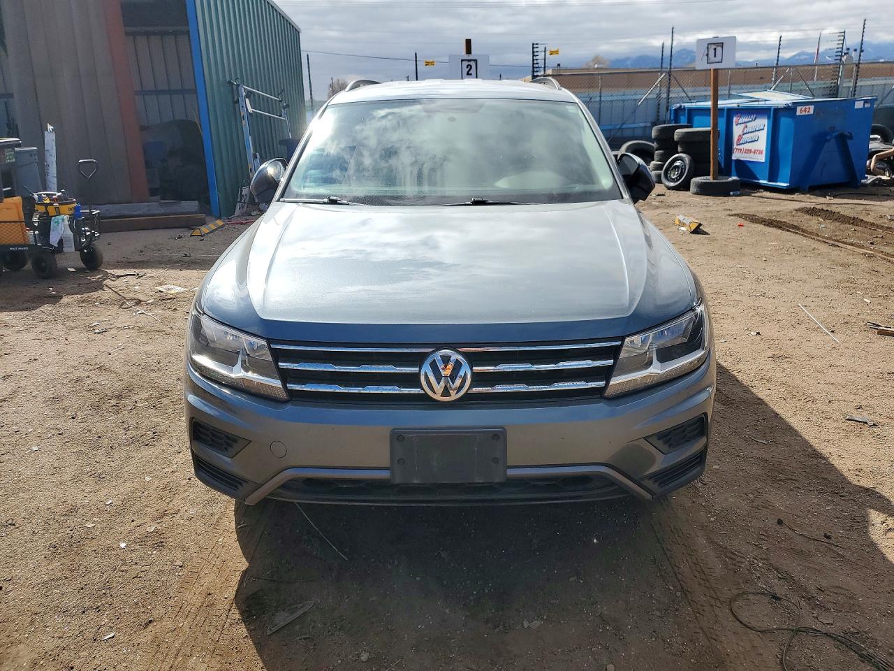 2020 VOLKSWAGEN TIGUAN S photo 9