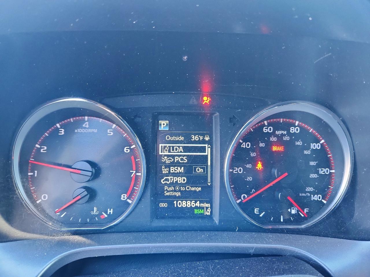 2018 TOYOTA RAV4 SE photo 25