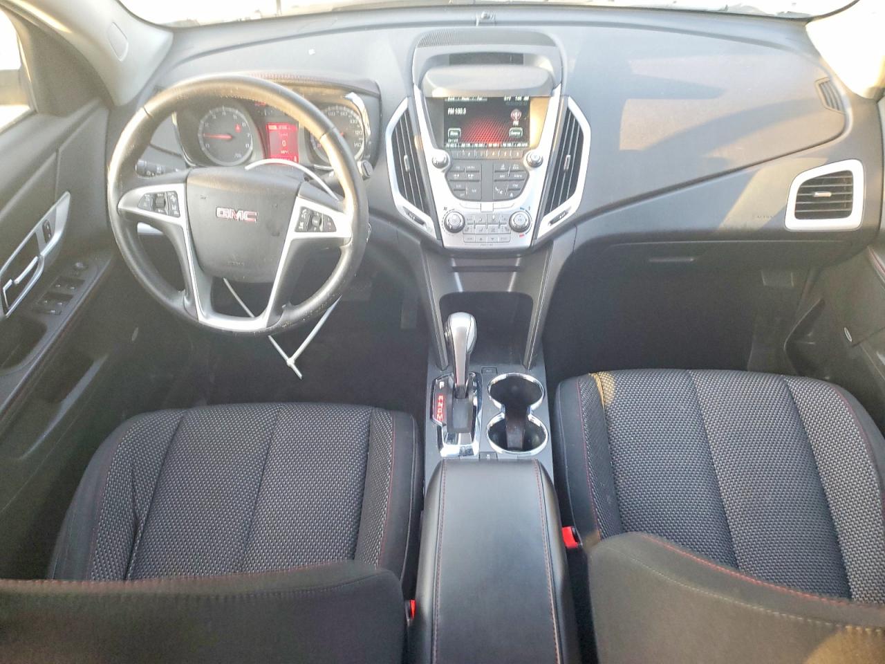 2015 GMC TERRAIN SLE photo 8
