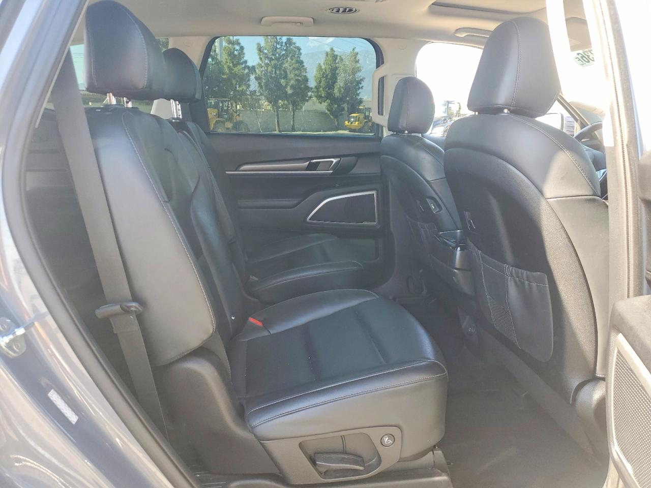 2021 KIA TELLURIDE S photo 31