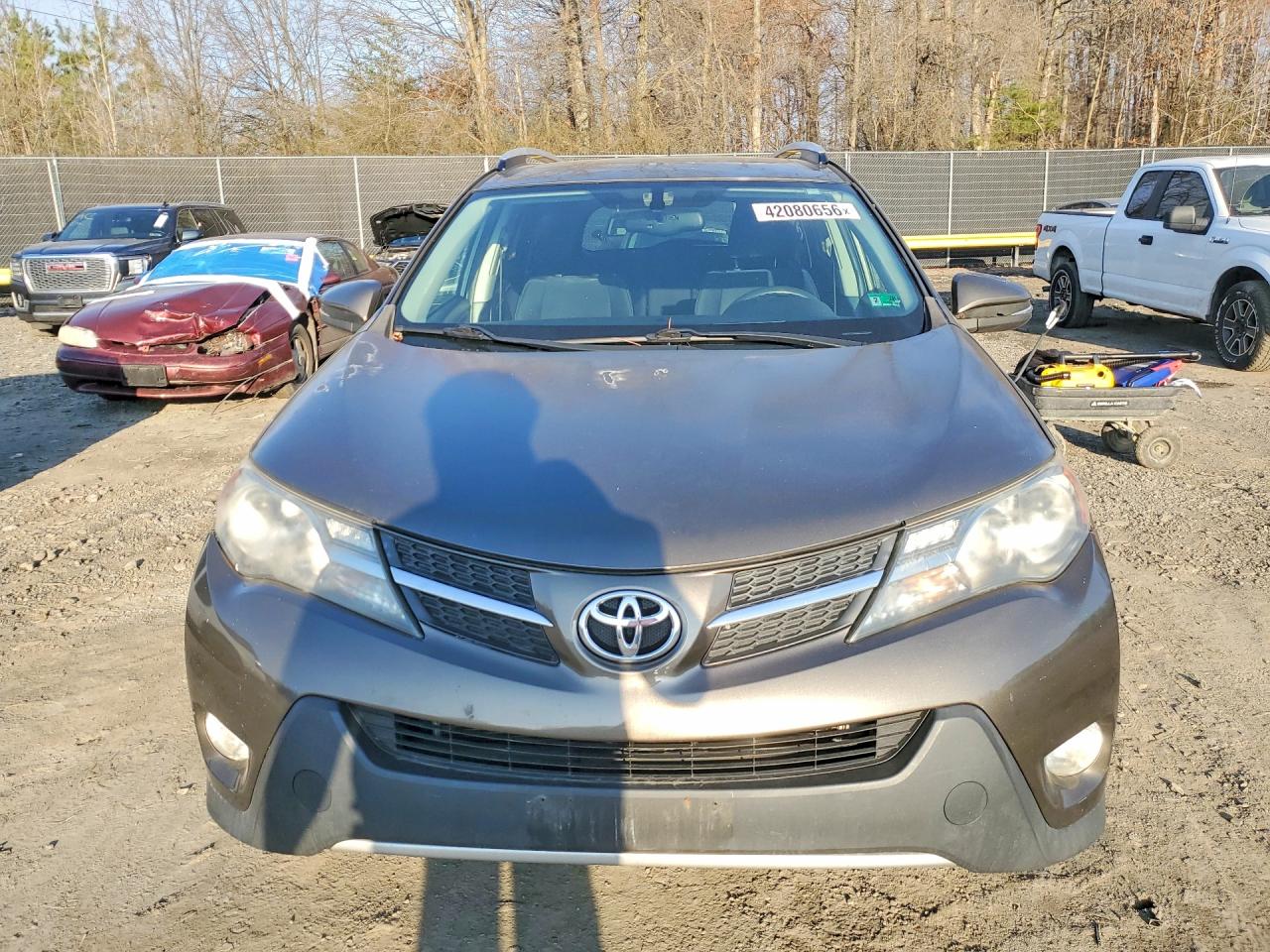2013 TOYOTA RAV4 XLE photo 5