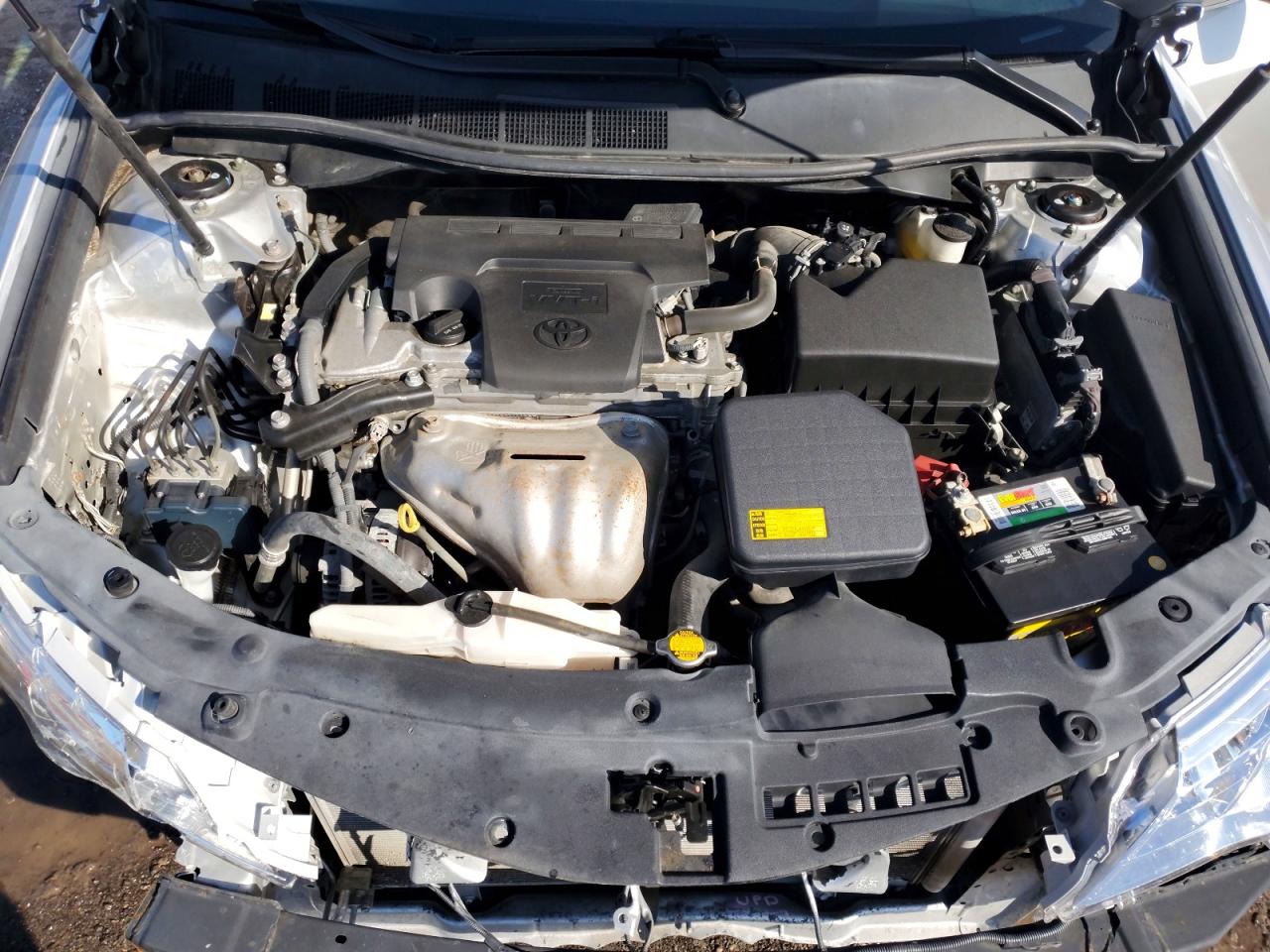 2014 TOYOTA CAMRY LE photo 21
