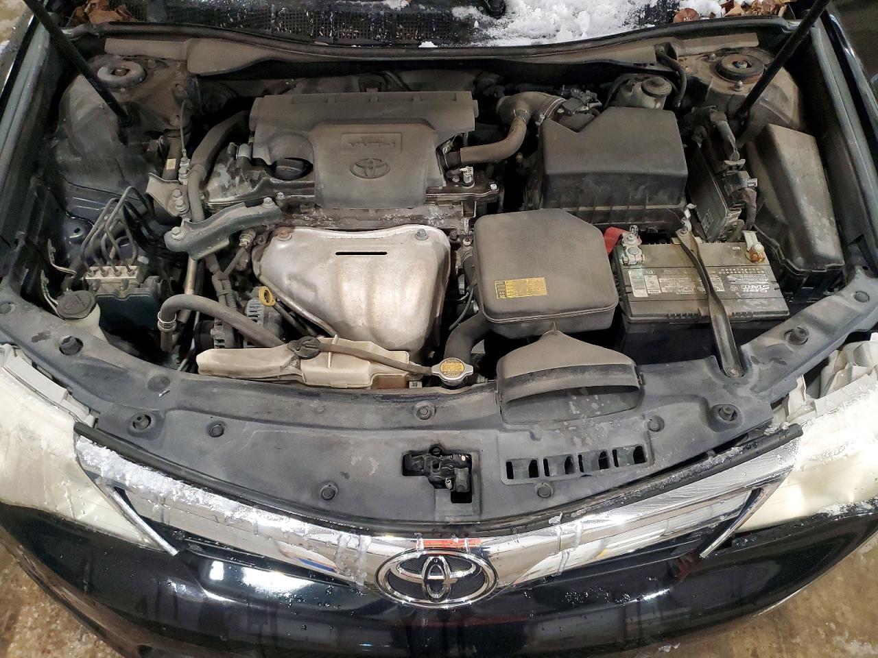 2014 TOYOTA CAMRY LE photo 31