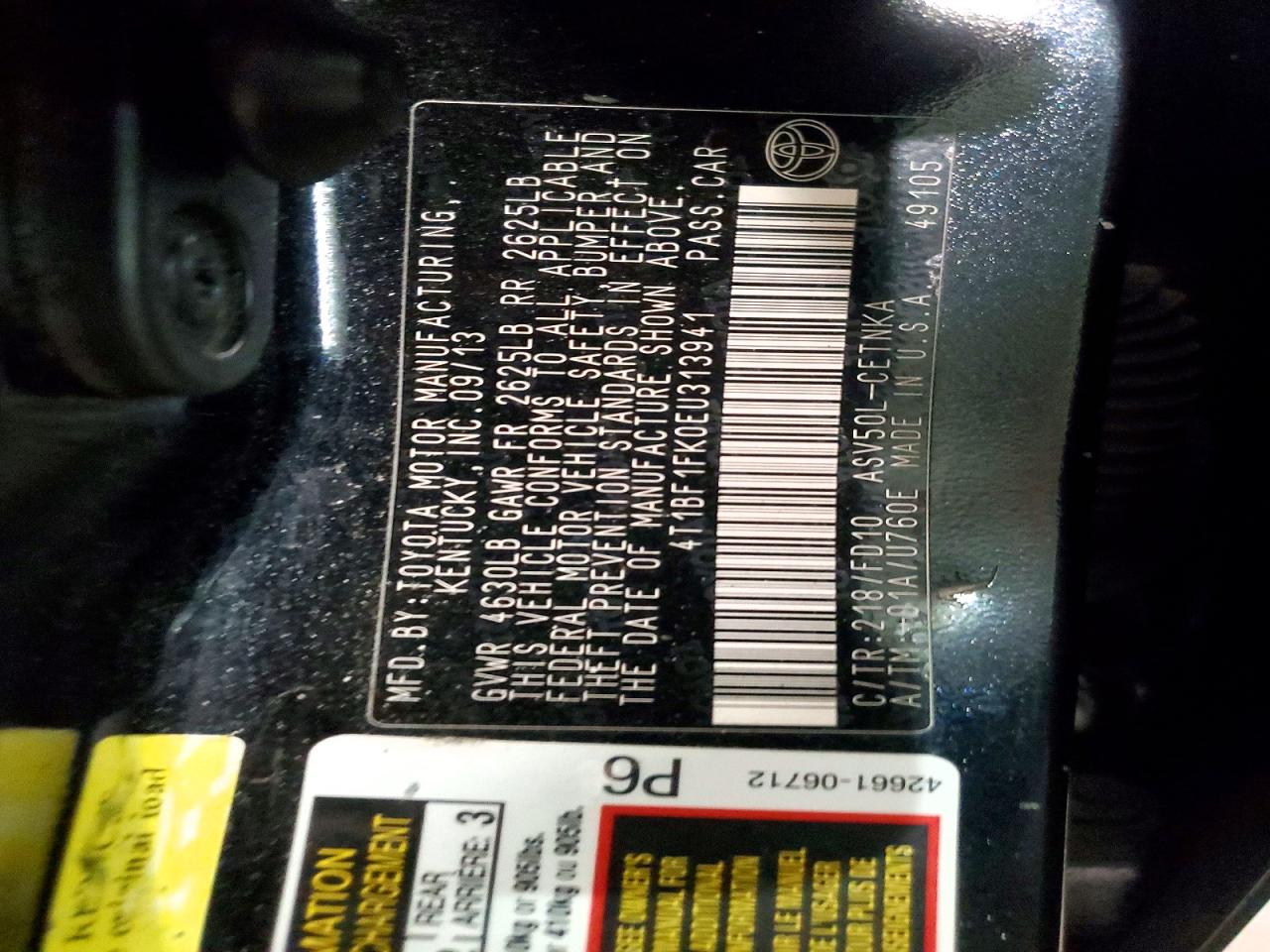 2014 TOYOTA CAMRY LE photo 34