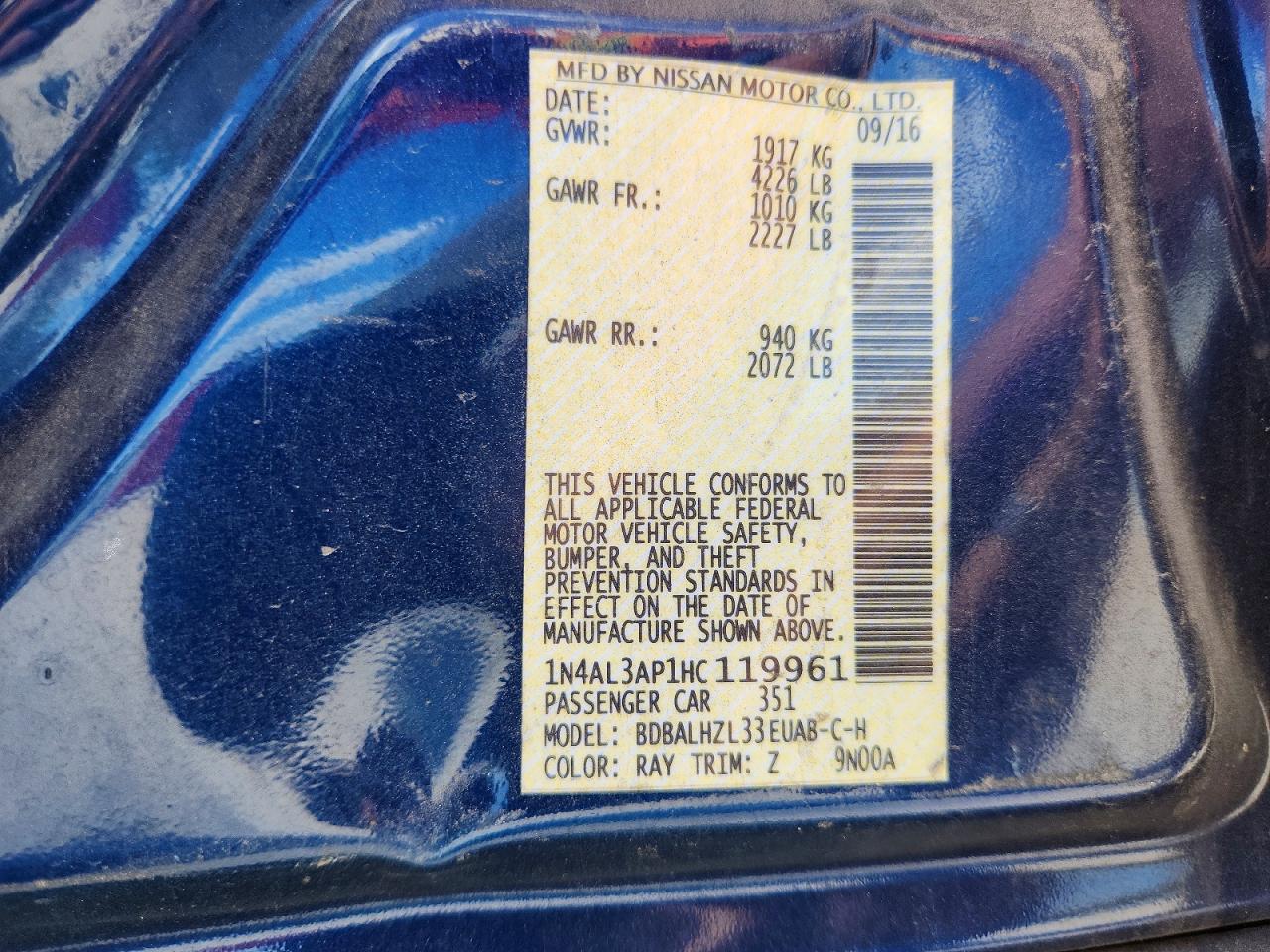 2017 NISSAN ALTIMA 2.5 SR photo 25