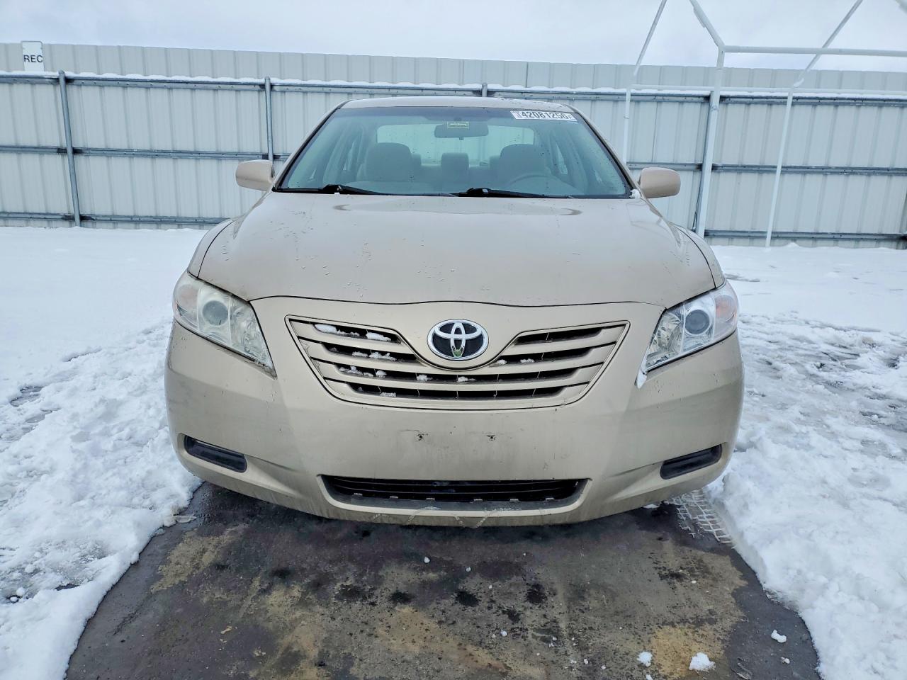 2009 TOYOTA CAMRY photo 5
