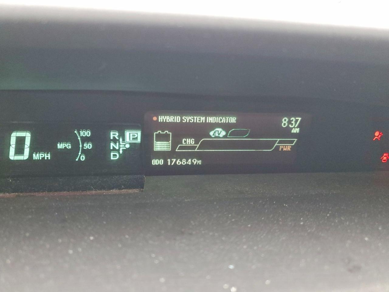 2013 TOYOTA PRIUS TWO photo 9