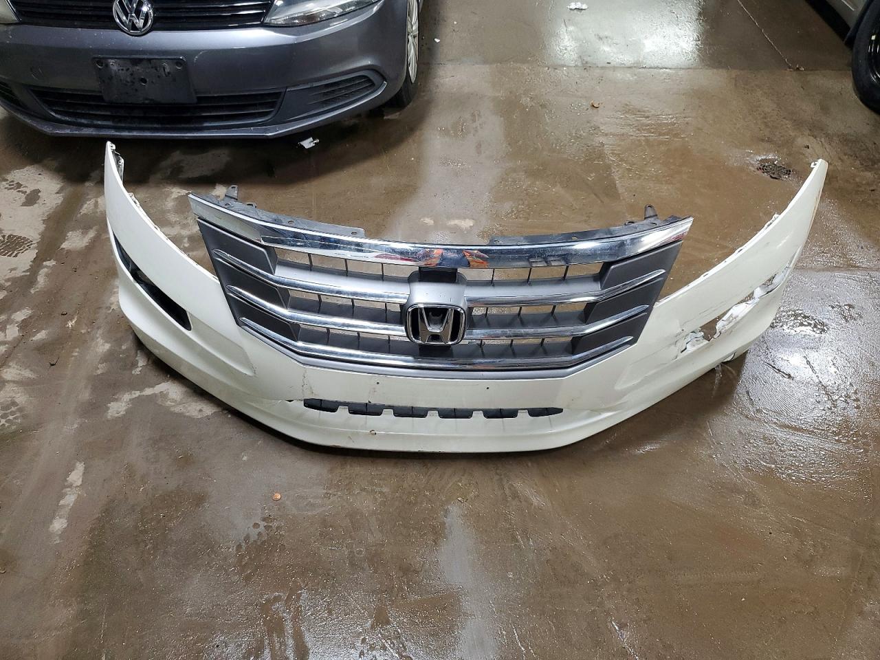 2012 HONDA CROSSTOUR EXL photo 12