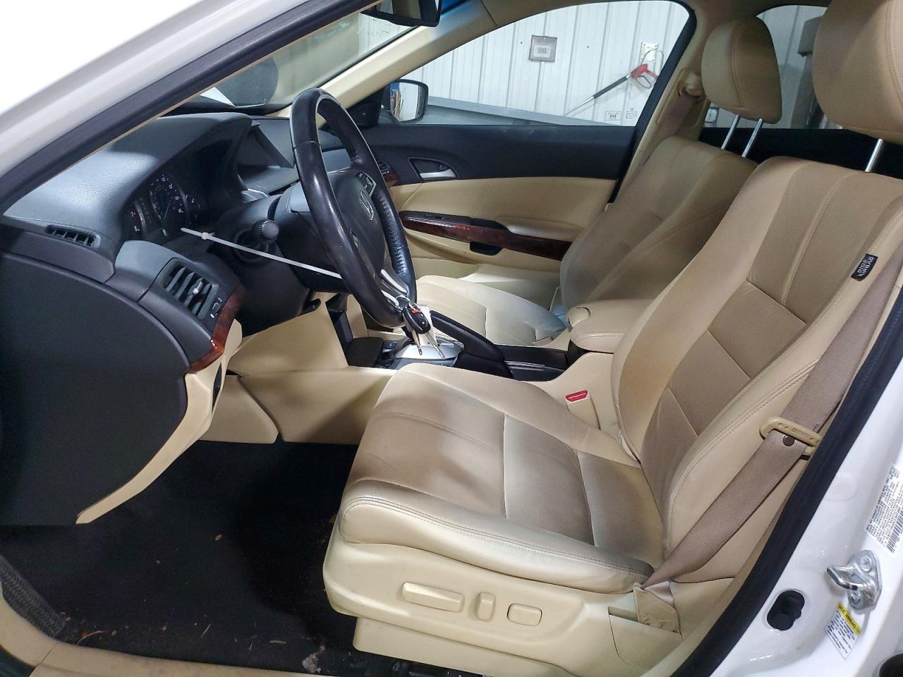 2012 HONDA CROSSTOUR EXL photo 7