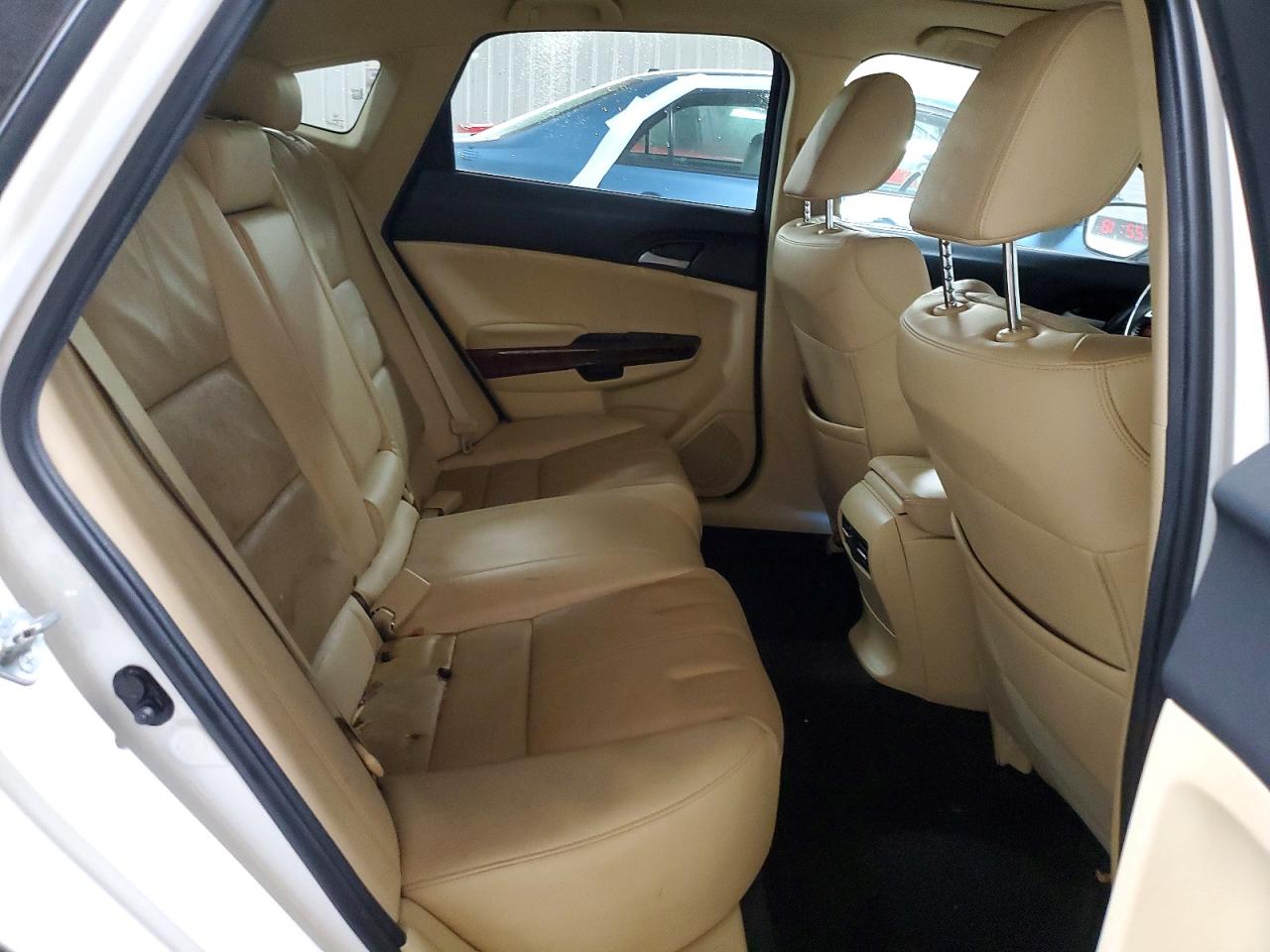 2012 HONDA CROSSTOUR EXL photo 10