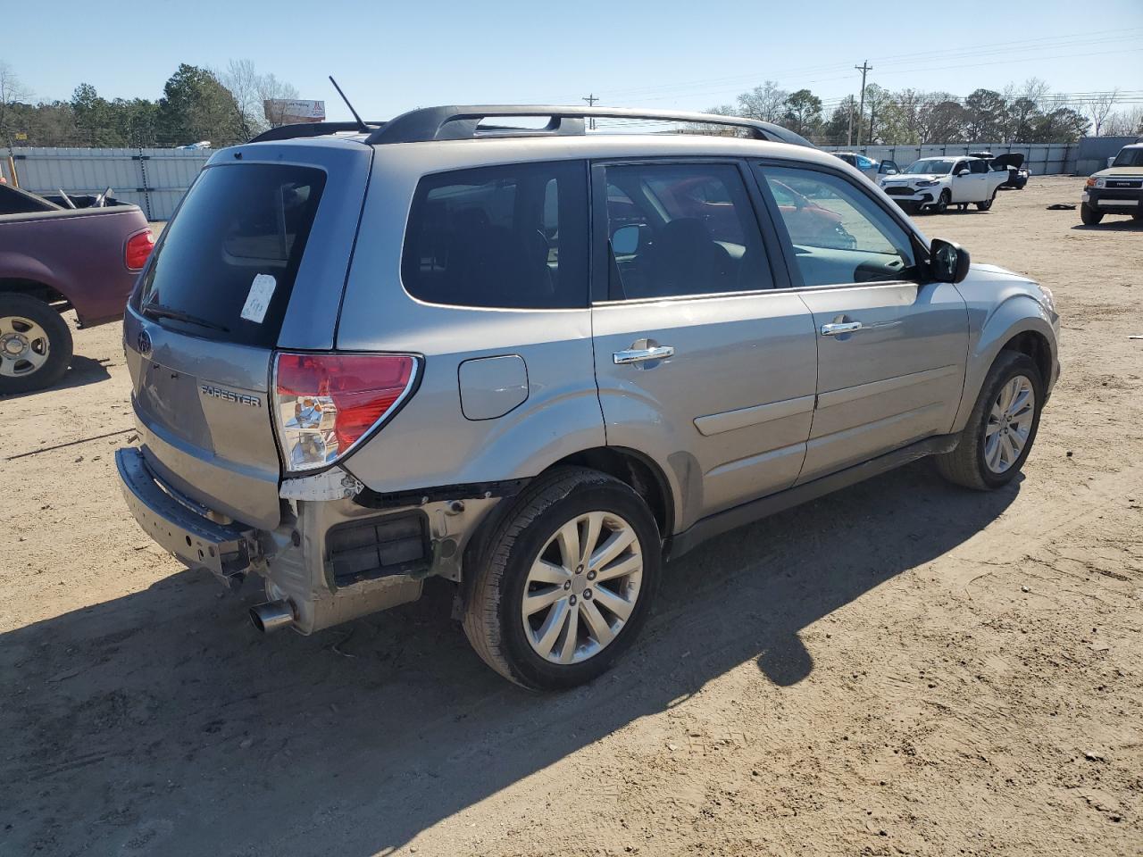 2011 SUBARU FORESTER LIMITED photo 5
