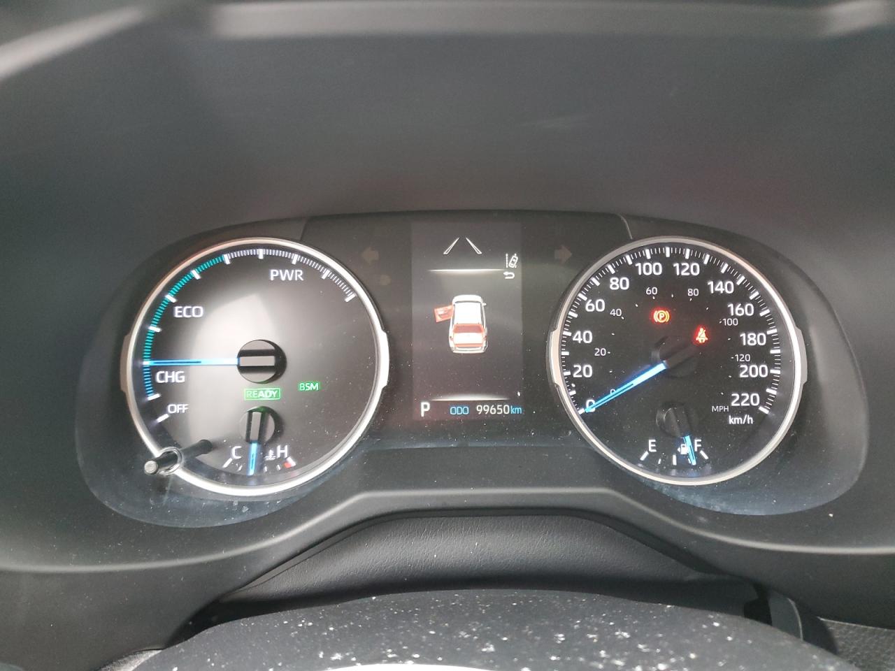 2021 TOYOTA RAV4 XLE photo 25