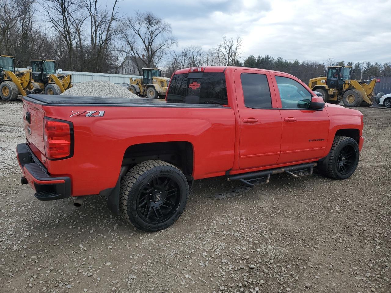 2018 CHEVROLET SILVERADO K1500 LT photo 5