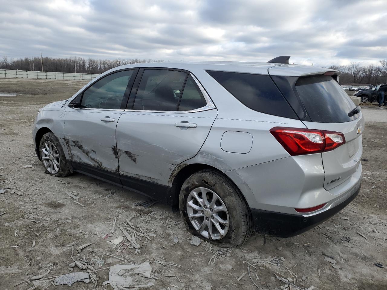2020 CHEVROLET EQUINOX LT photo 3