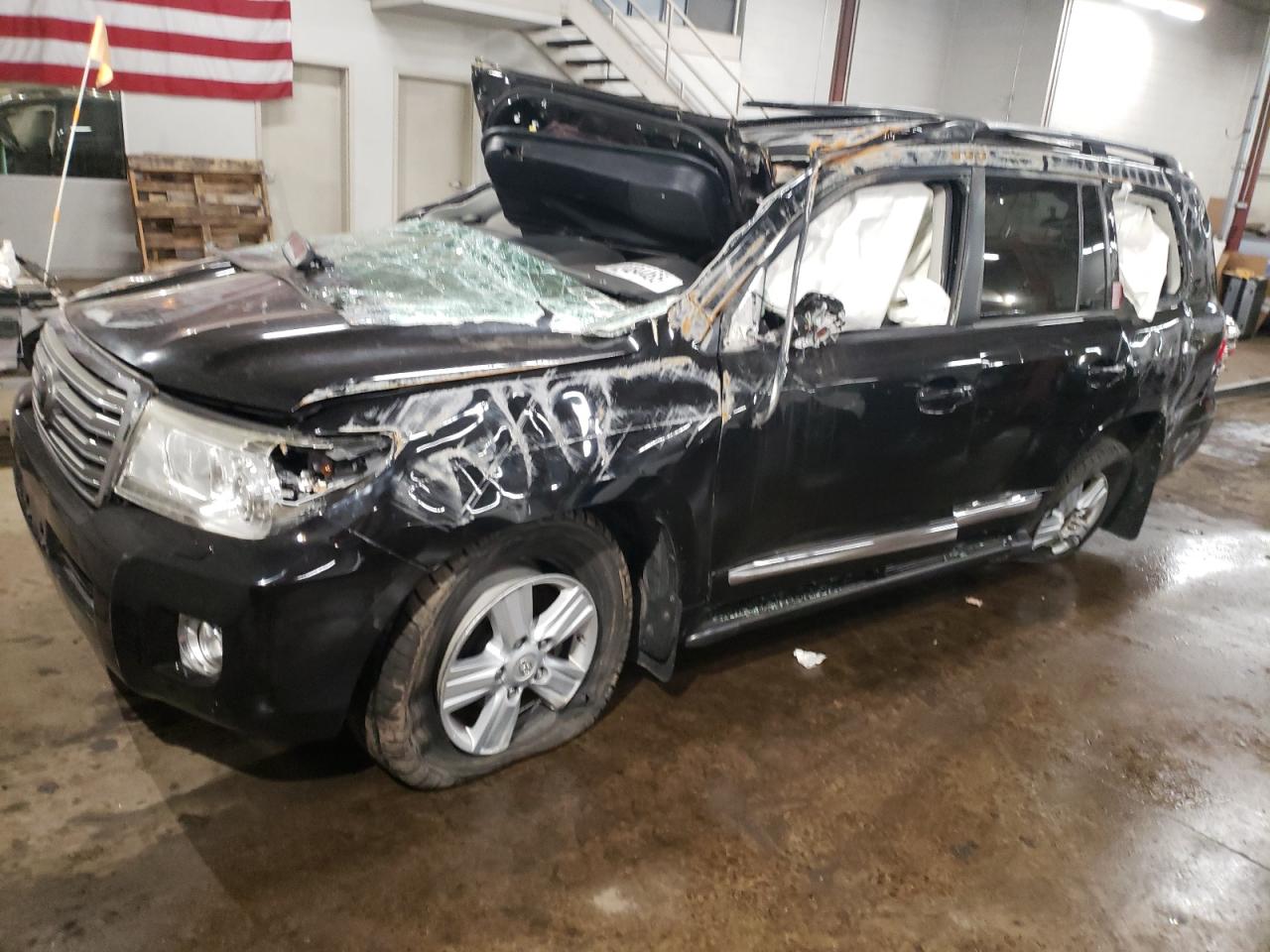 2013 TOYOTA LAND CRUISER