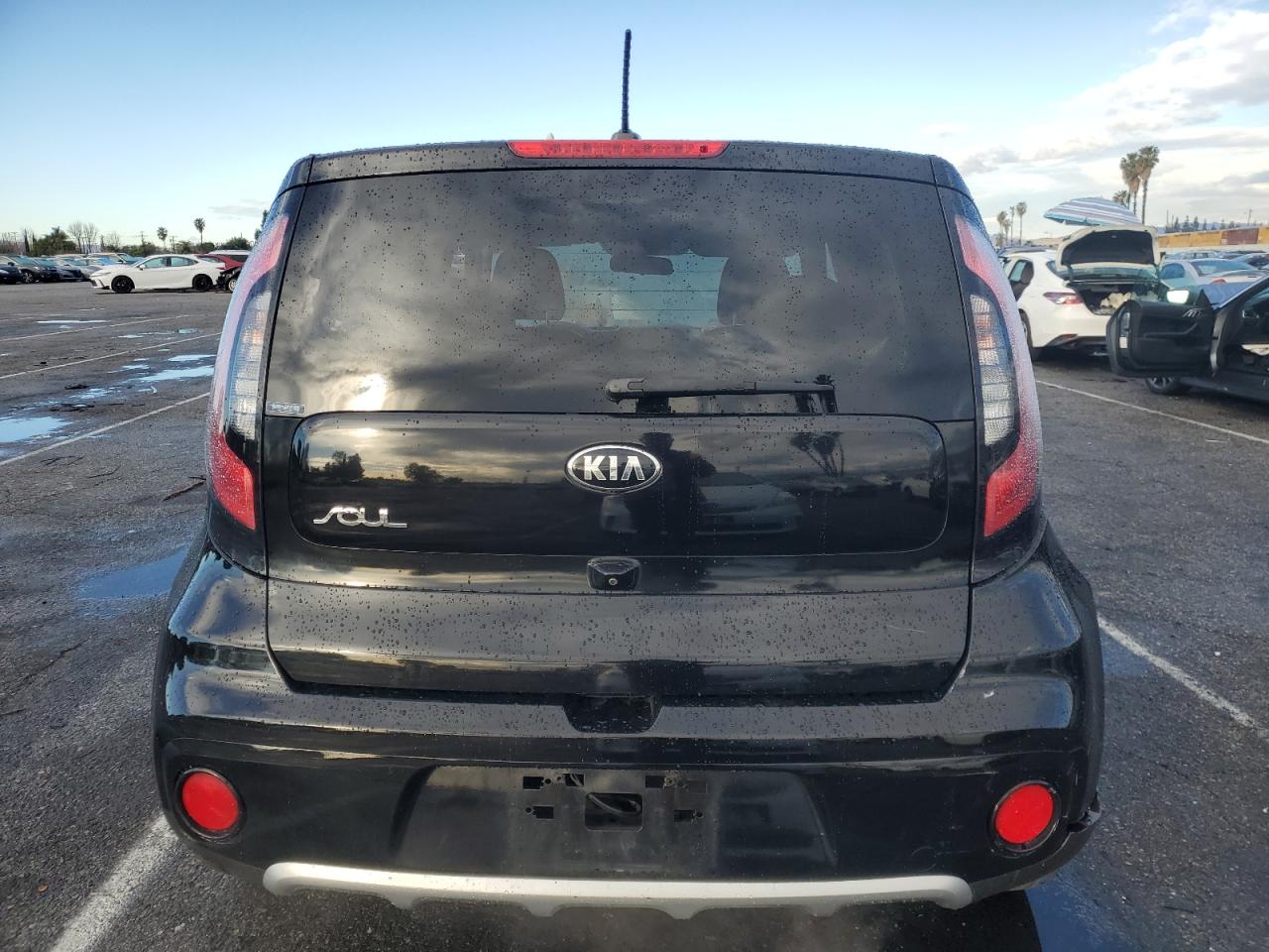 2017 KIA SOUL + photo 16