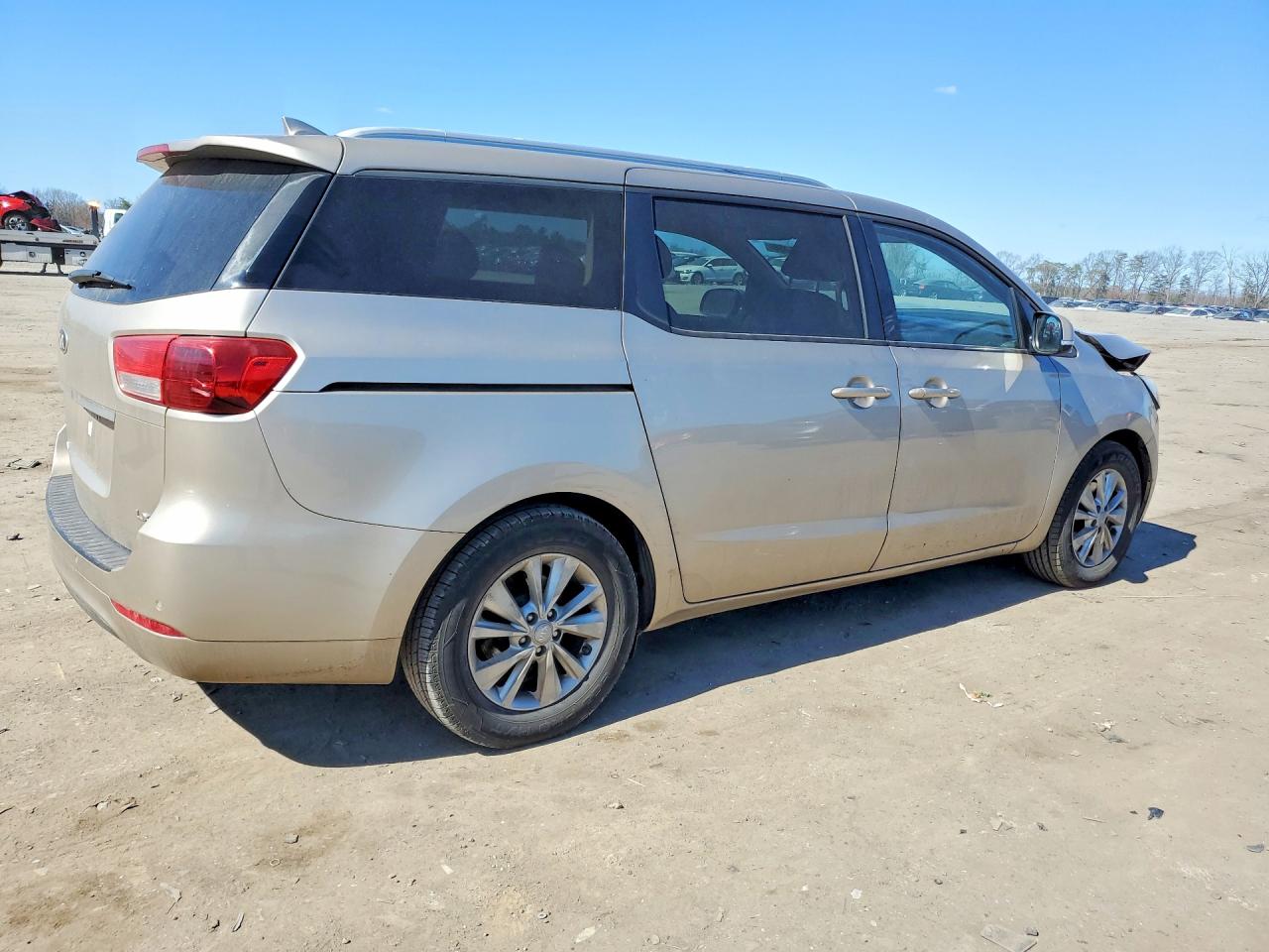 2016 KIA SEDONA LX photo 7