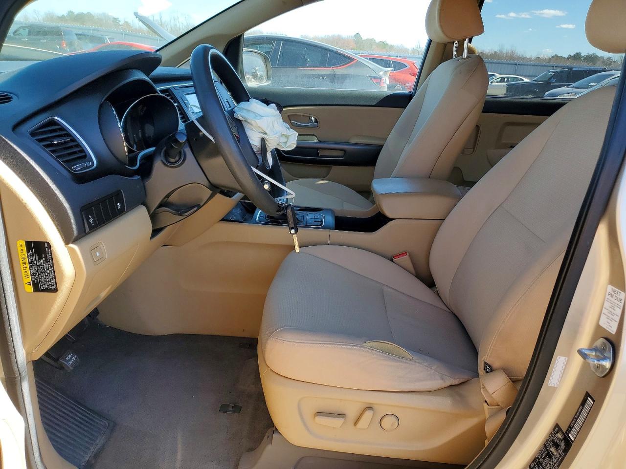 2016 KIA SEDONA LX photo 19