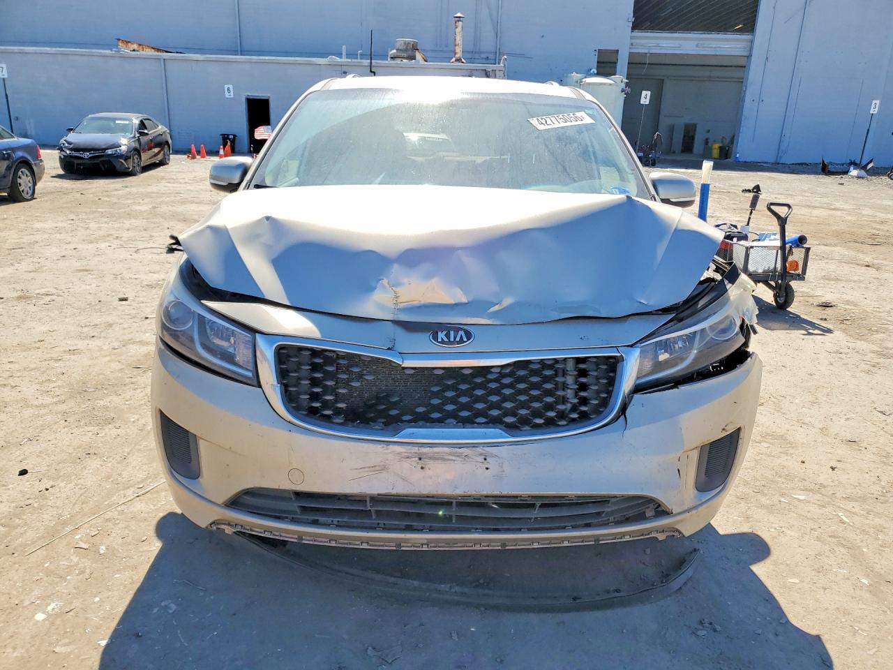 2016 KIA SEDONA LX photo 13