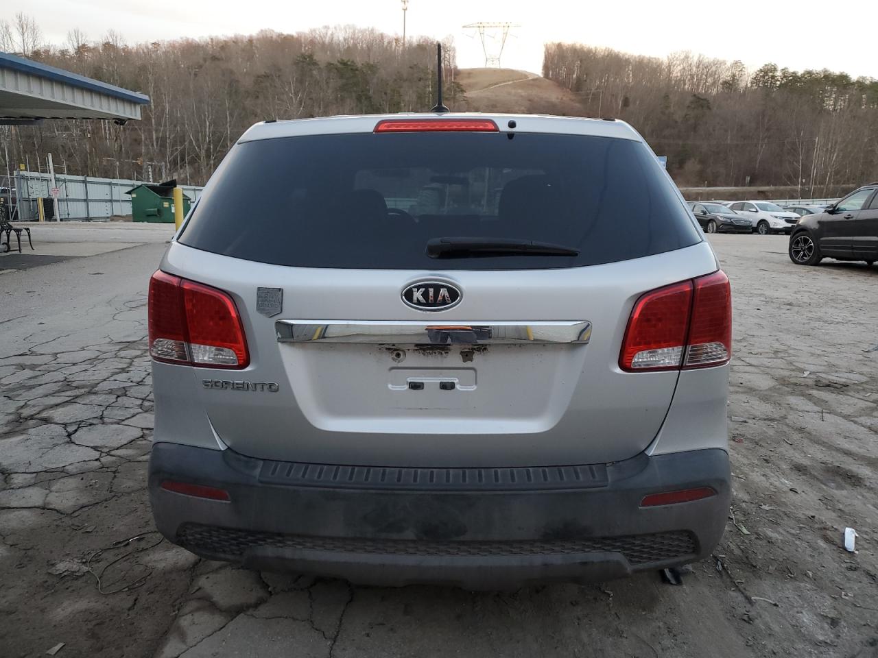 2011 KIA SORENTO BASE photo 16