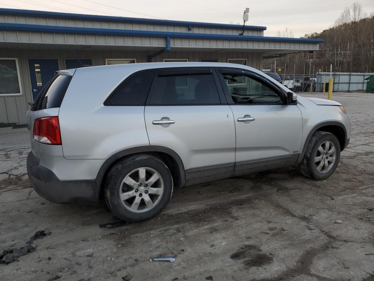 2011 KIA SORENTO BASE photo 7