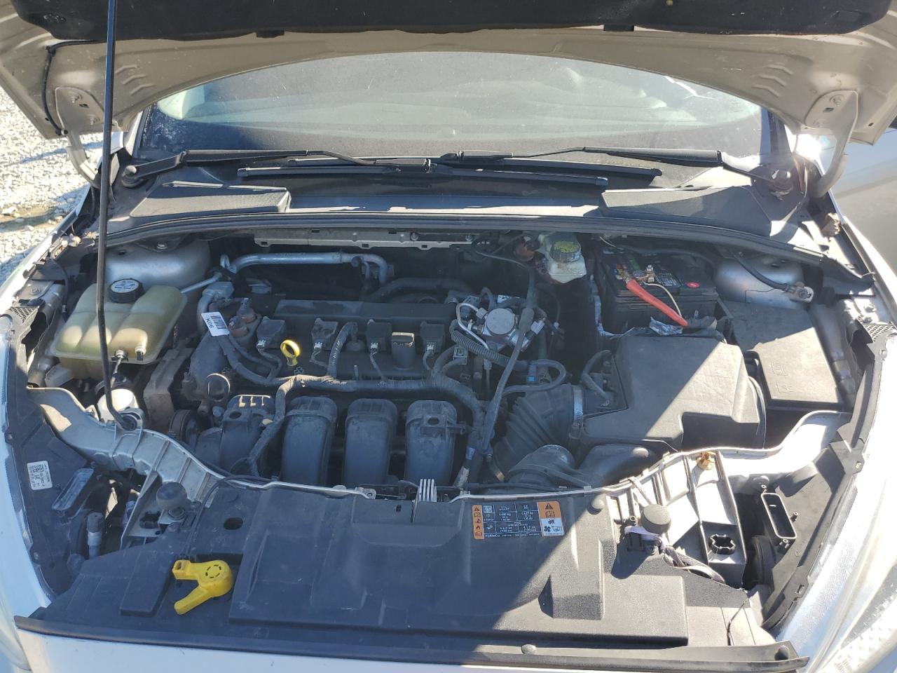 2017 FORD FOCUS SE photo 11