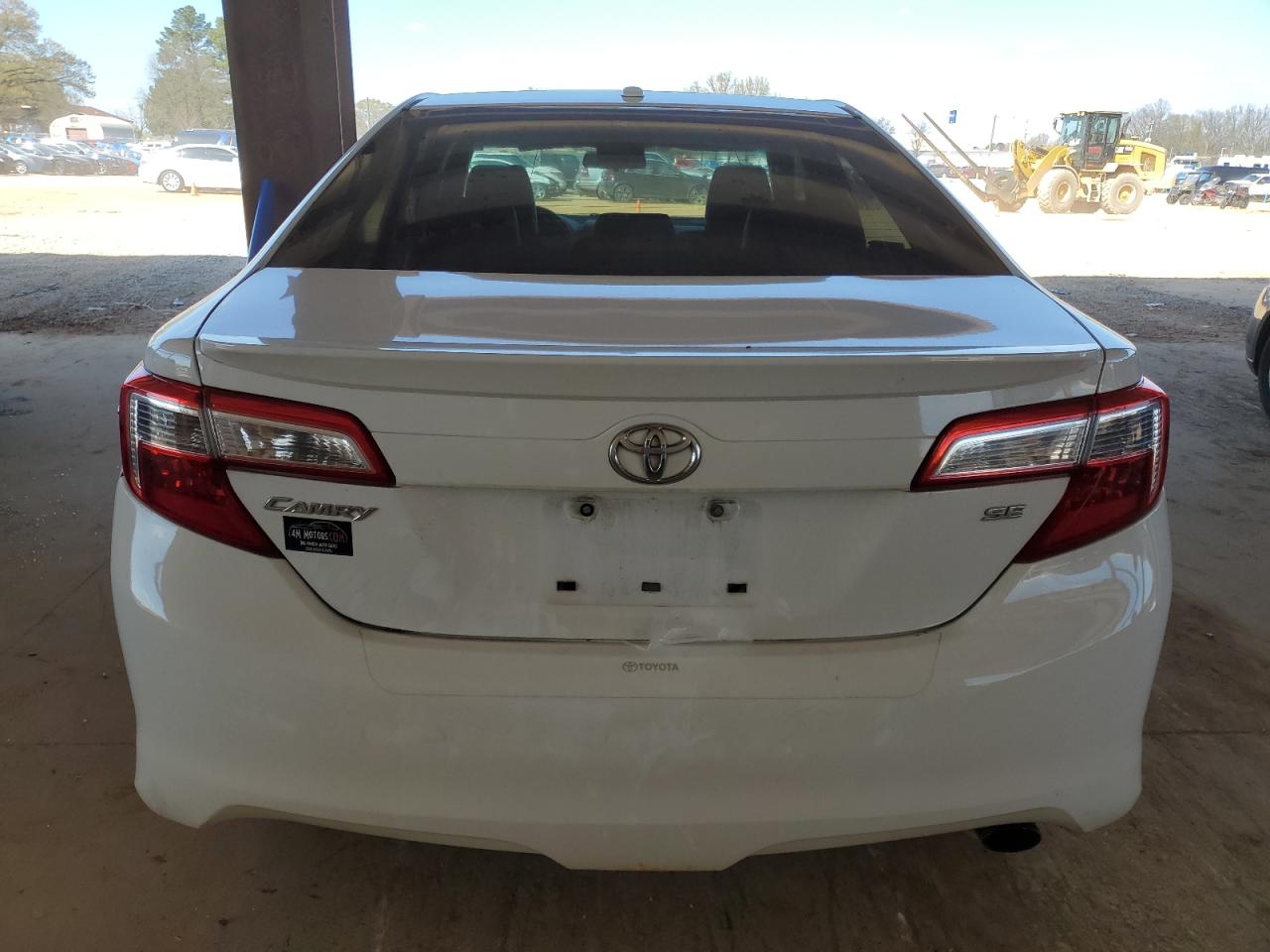 2012 TOYOTA CAMRY SE photo 11