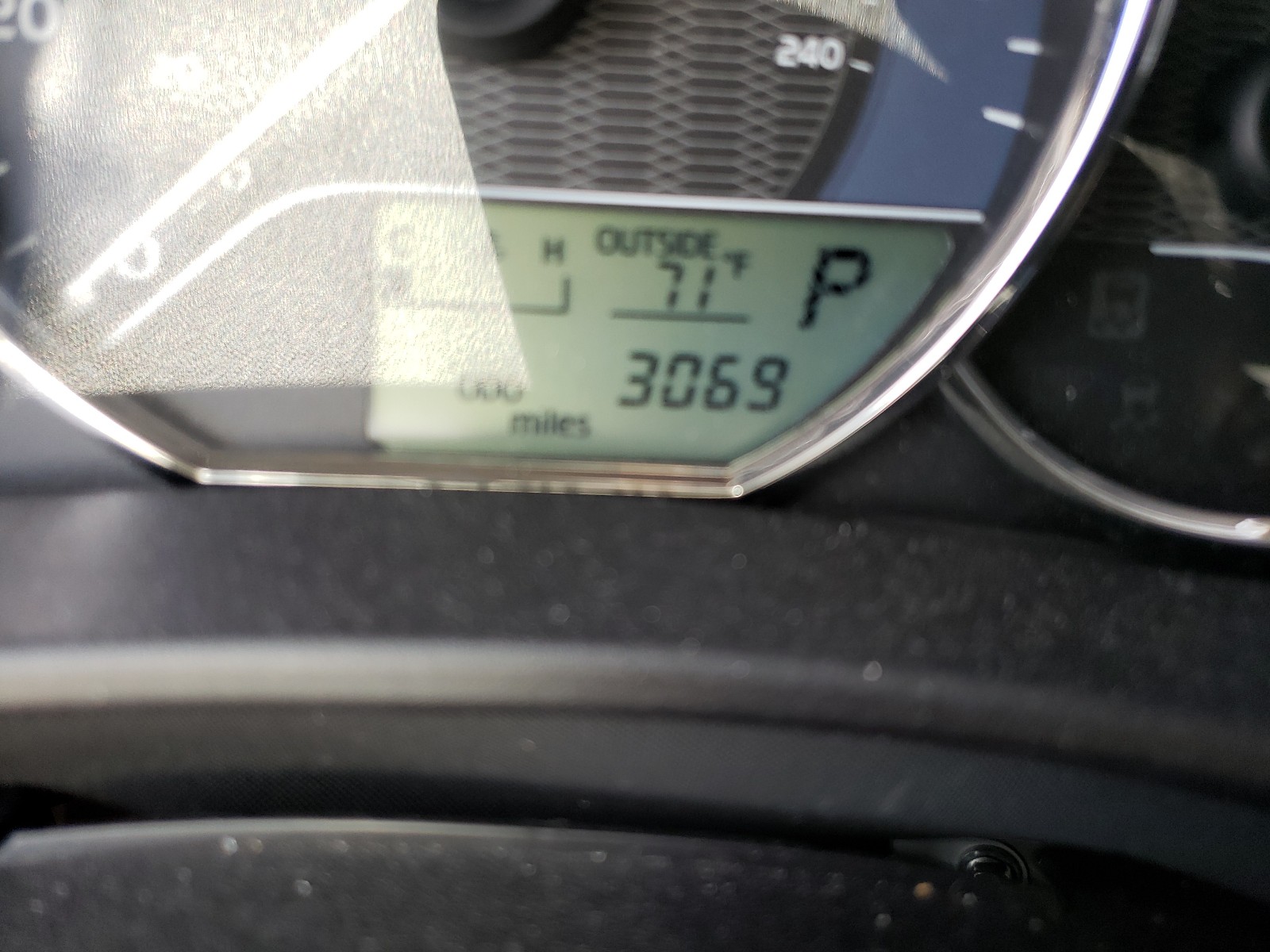 2015 TOYOTA COROLLA LE photo 8