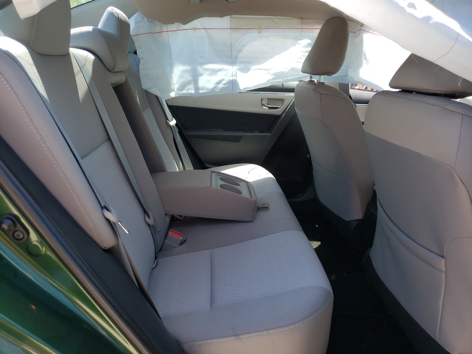 2015 TOYOTA COROLLA LE photo 6