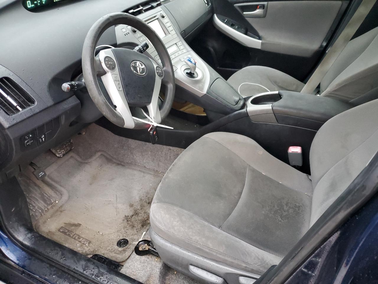 2012 TOYOTA PRIUS photo 7
