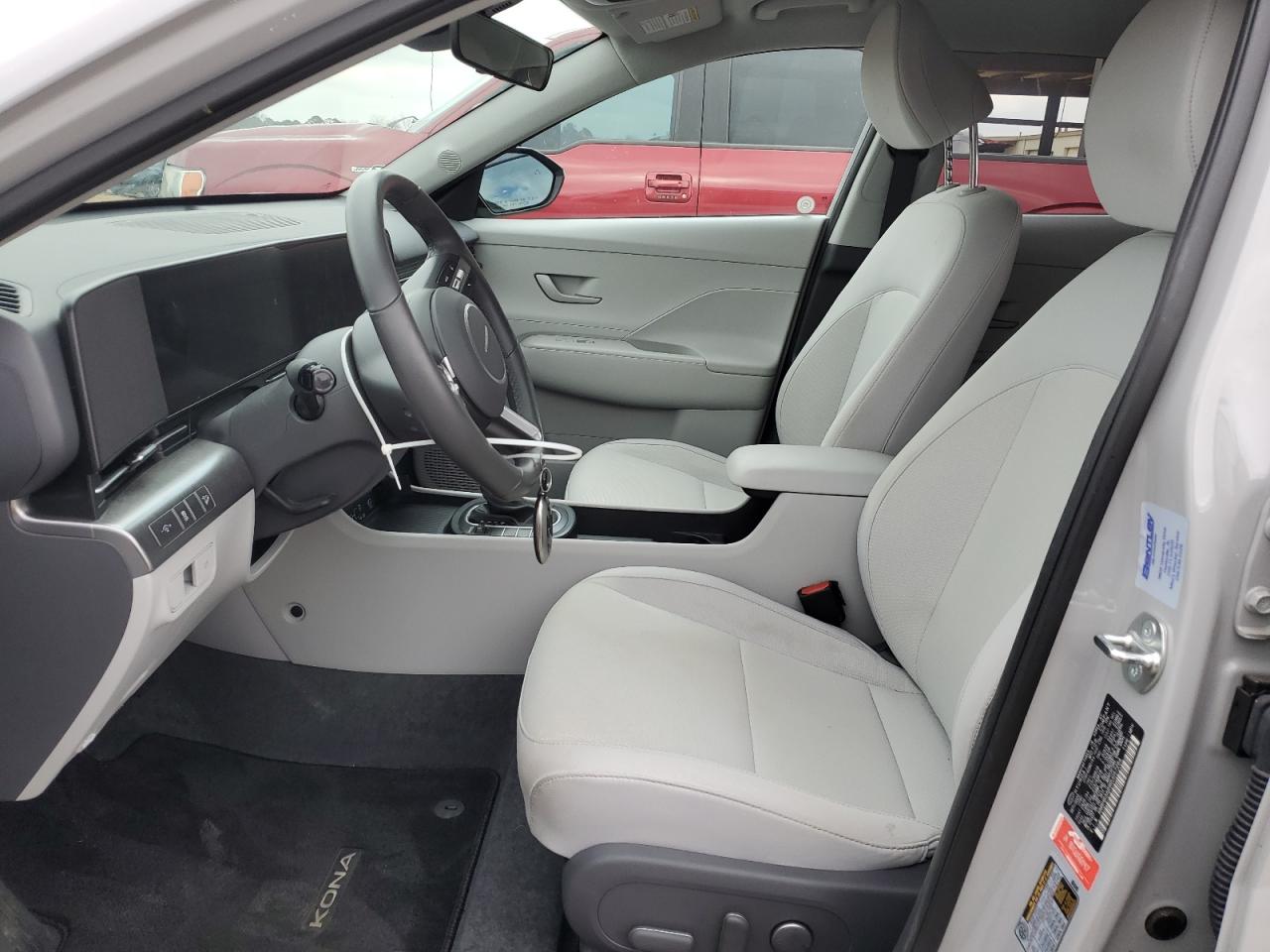 2024 HYUNDAI KONA SEL photo 13