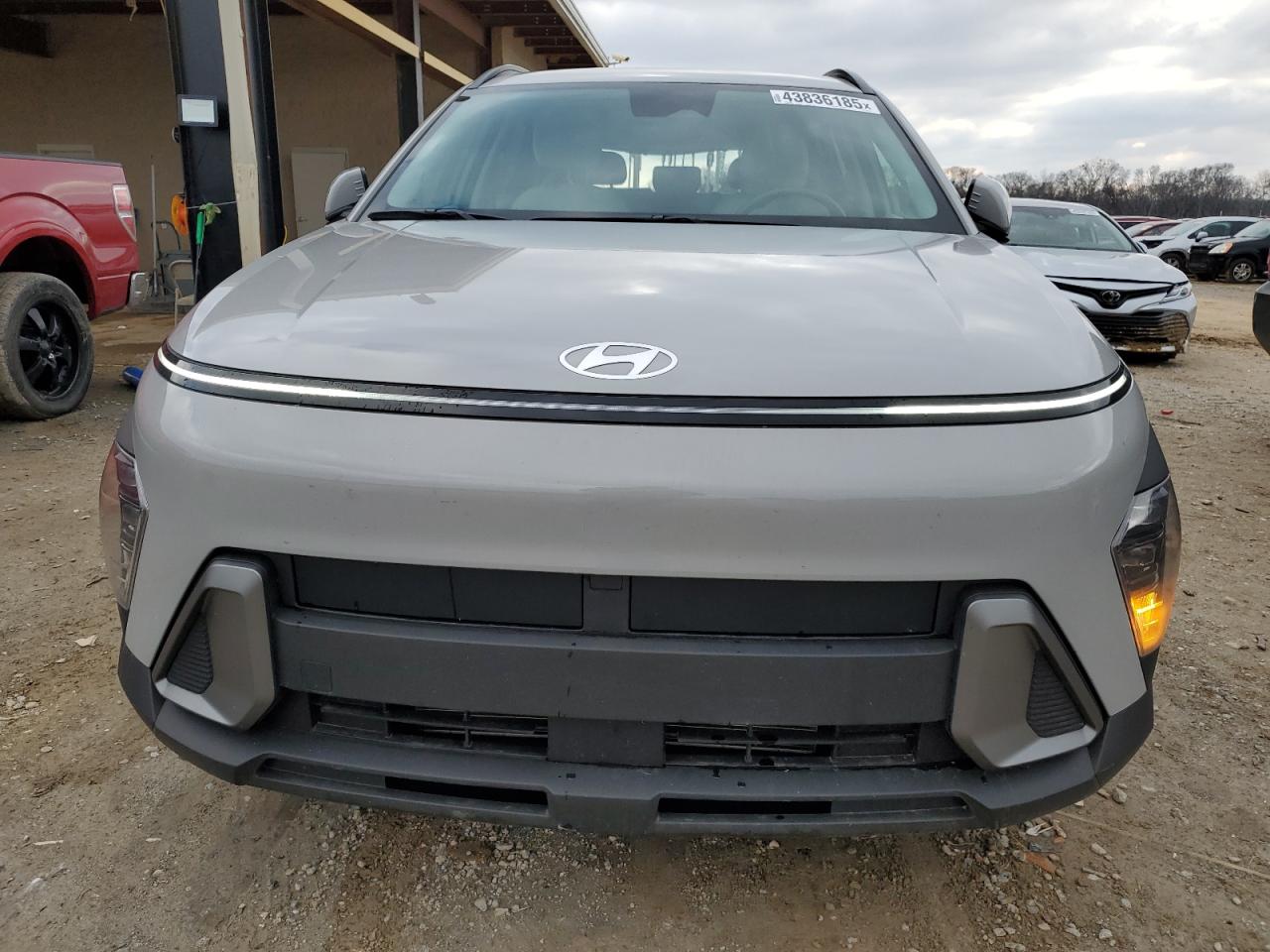 2024 HYUNDAI KONA SEL photo 9