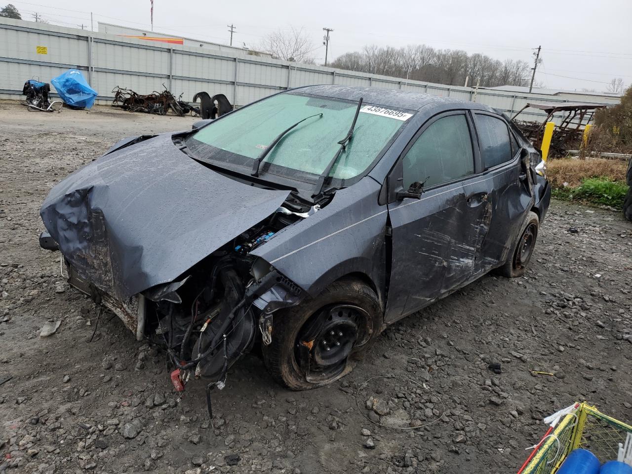 2015 TOYOTA COROLLA