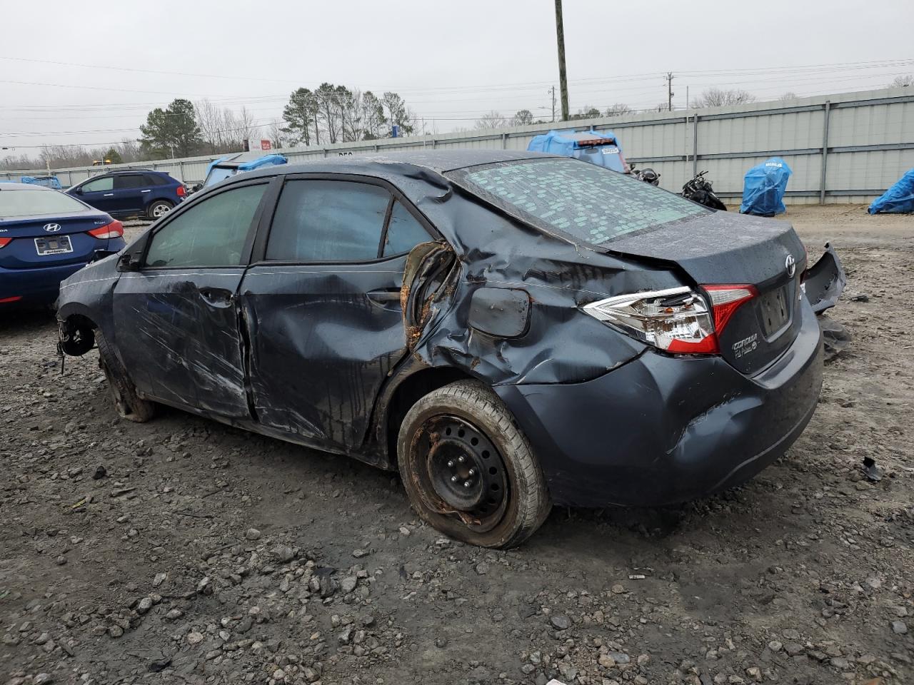 2015 TOYOTA COROLLA L photo 3