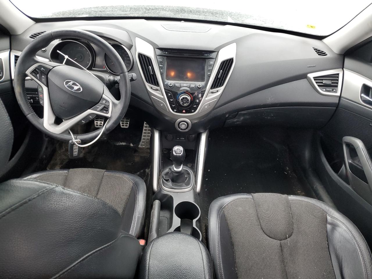 2012 HYUNDAI VELOSTER photo 8