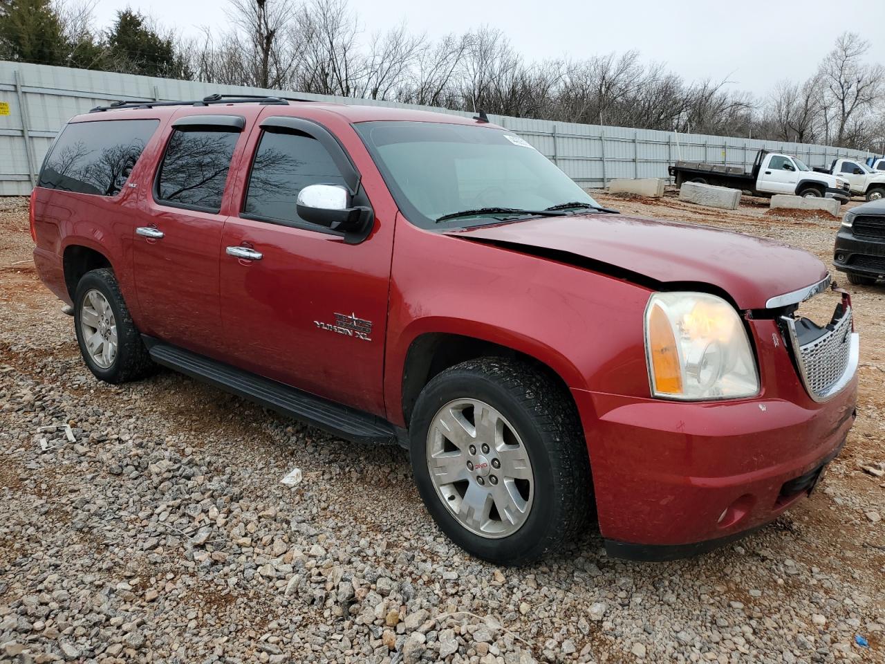 2012 GMC YUKON XL C1500 SLT photo 7