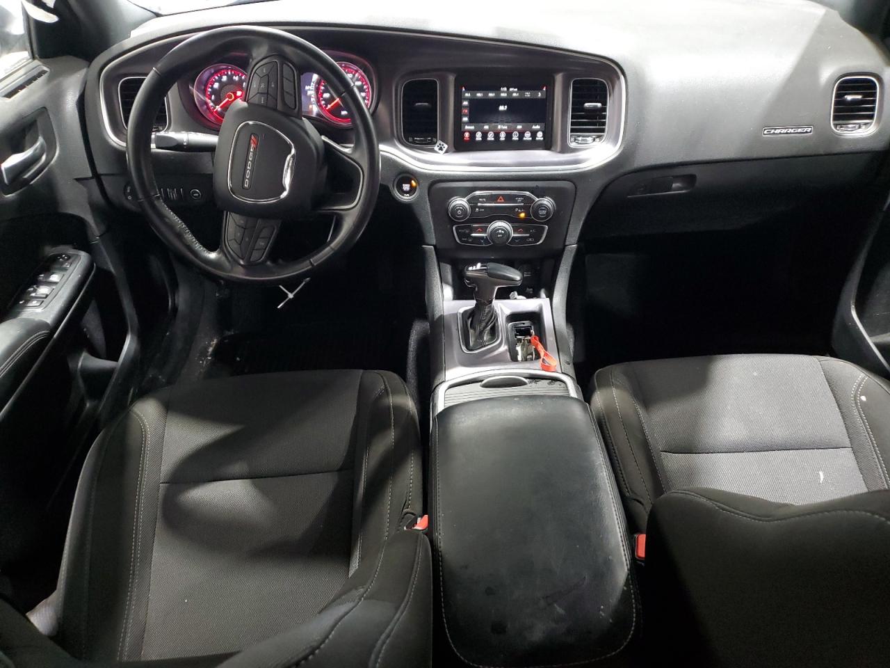 2020 DODGE CHARGER SXT photo 15
