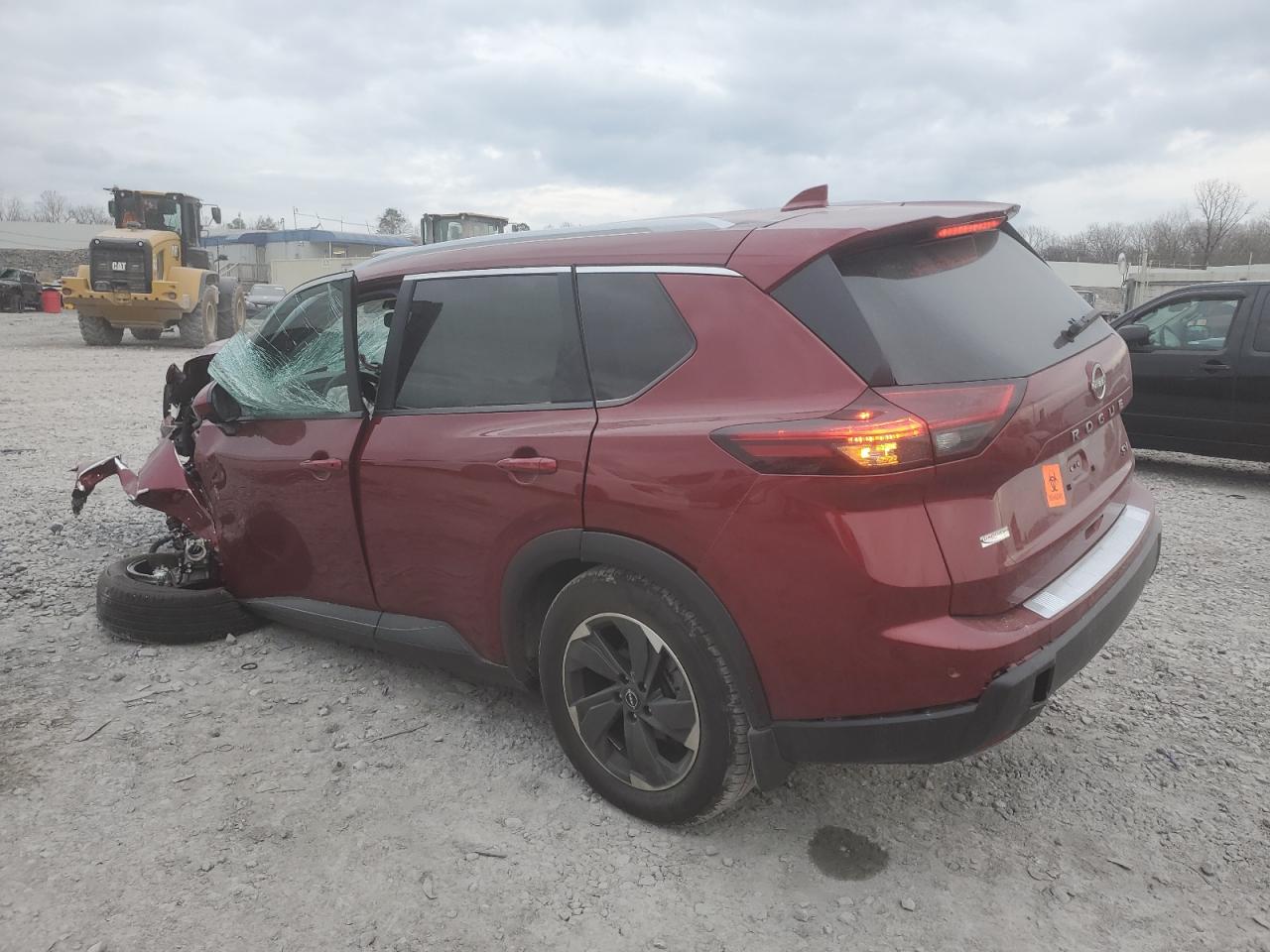 2024 NISSAN ROGUE SV photo 2
