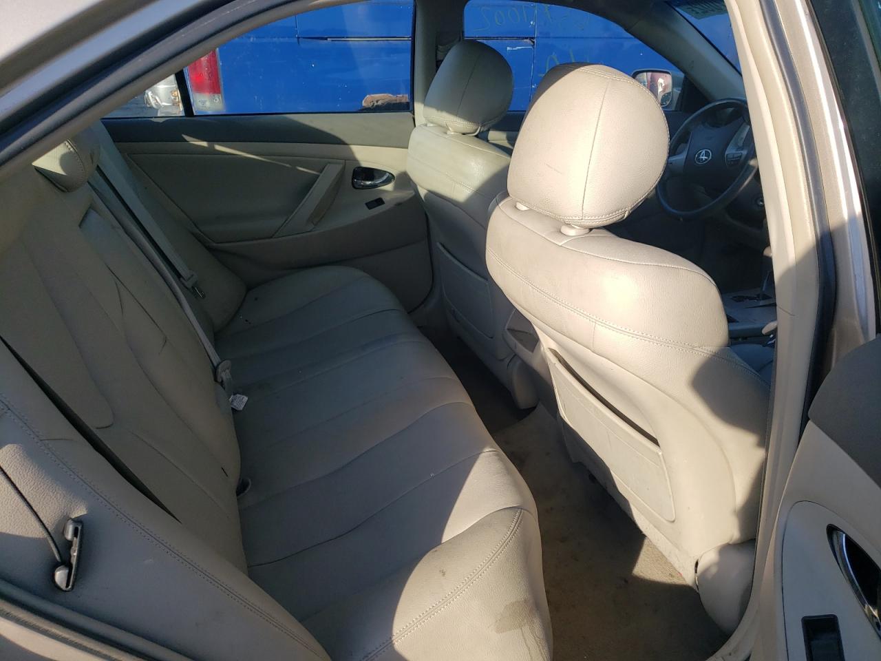 2009 TOYOTA CAMRY photo 16