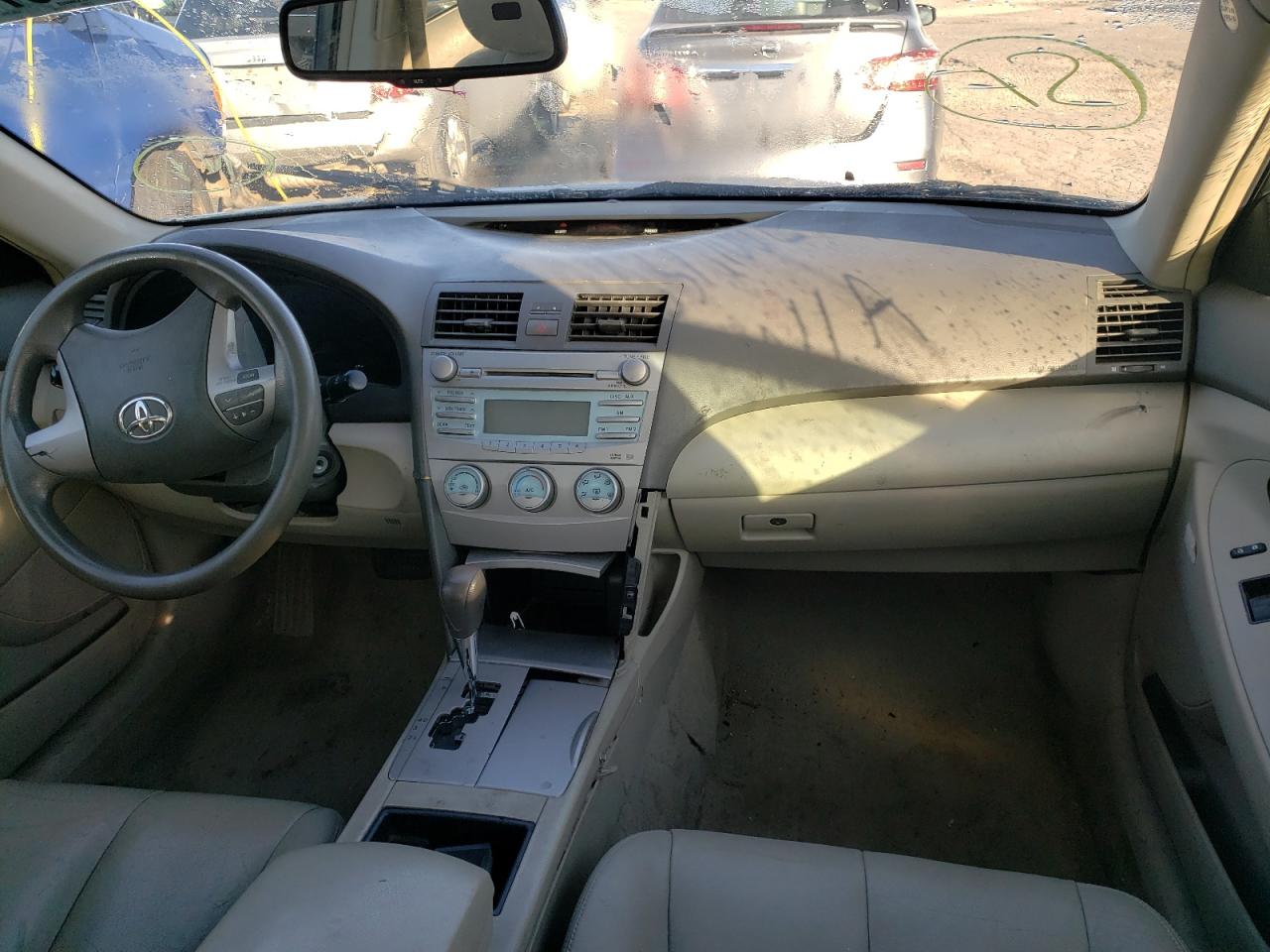2009 TOYOTA CAMRY photo 25