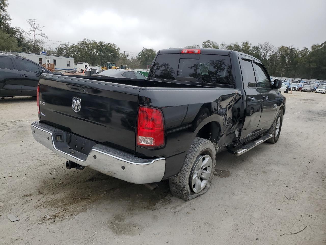 2013 RAM 1500 SLT photo 5