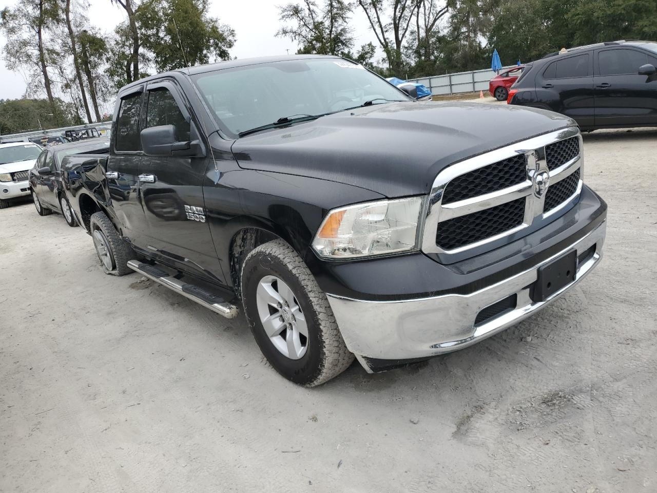 2013 RAM 1500 SLT photo 7