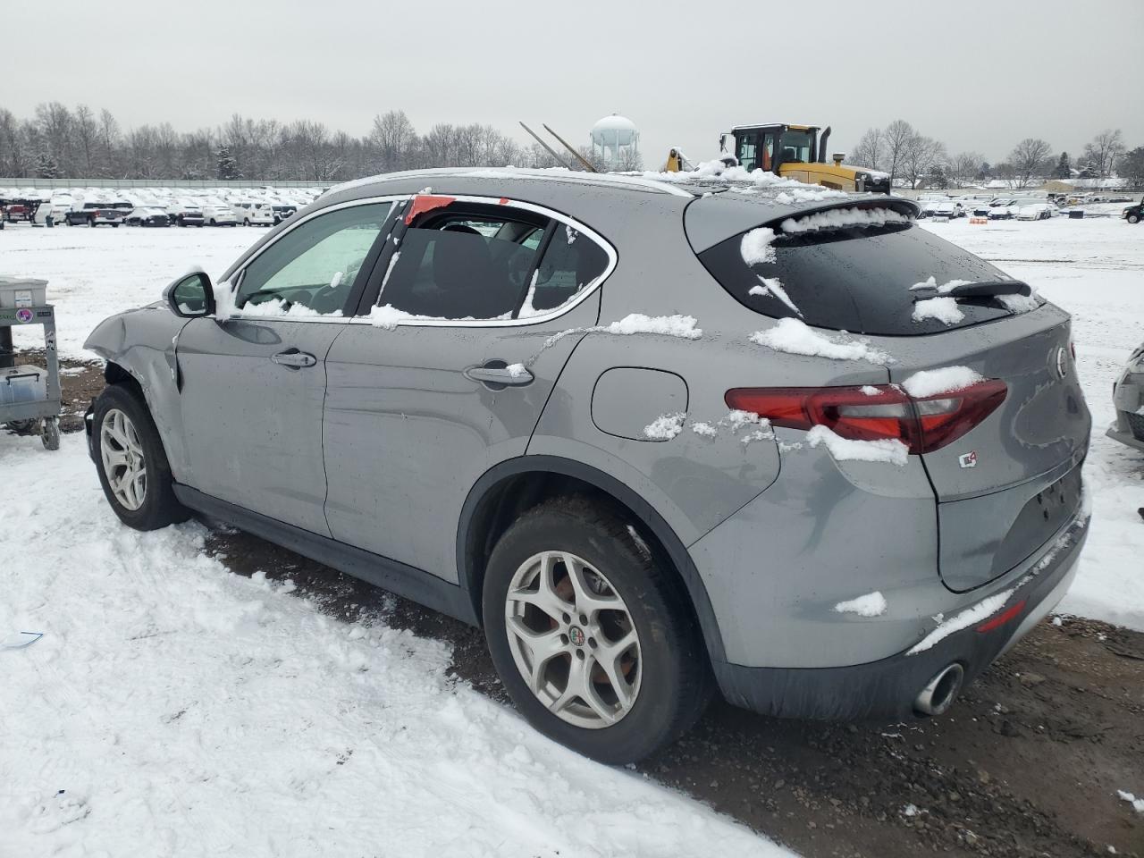 2021 ALFA ROMEO STELVIO SPORT photo 2