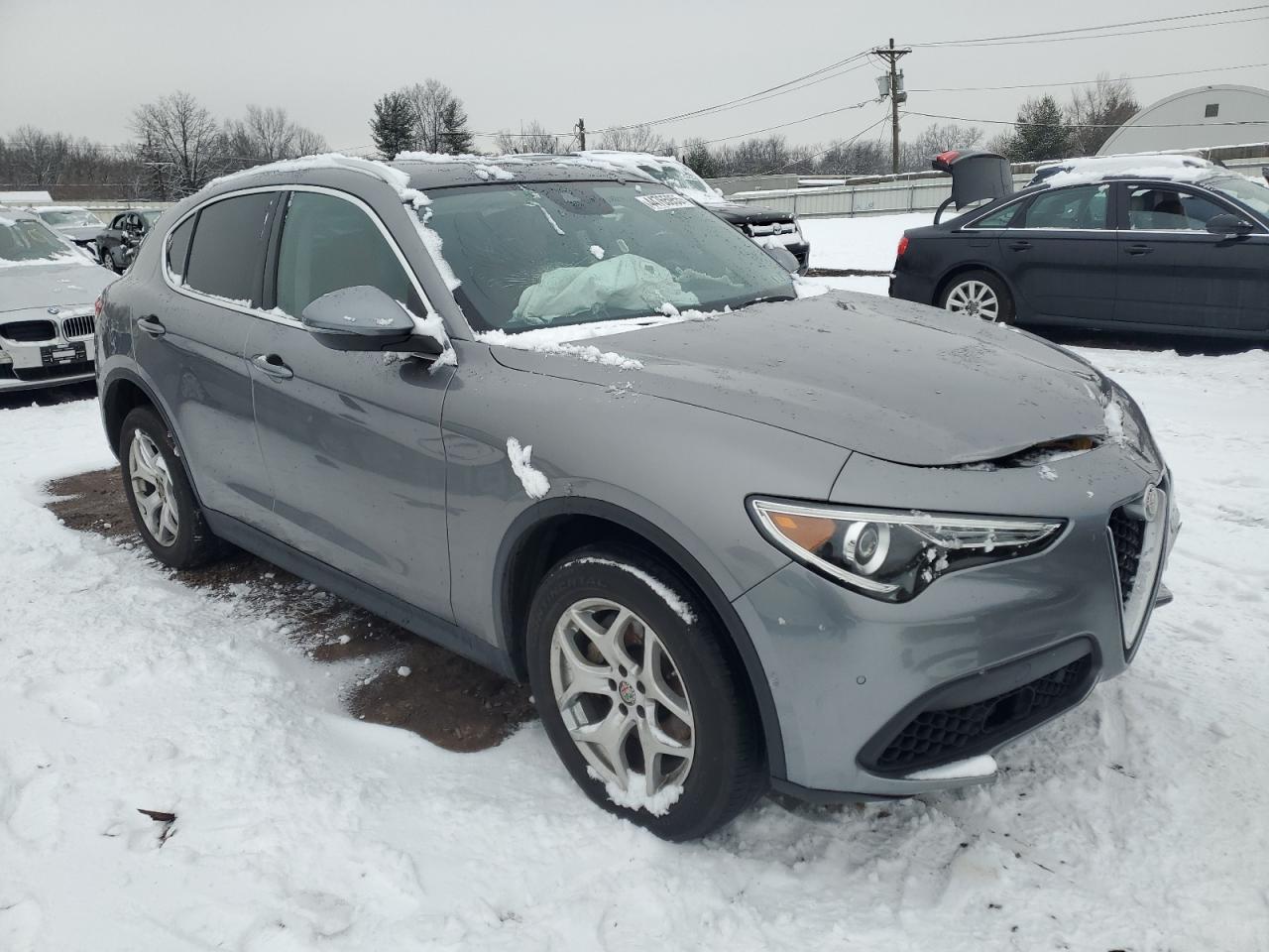 2021 ALFA ROMEO STELVIO SPORT photo 4