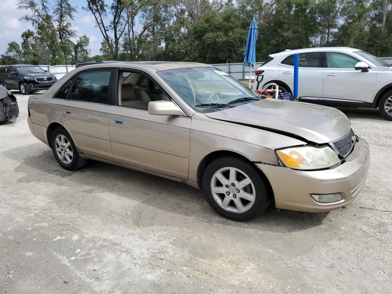 2001 TOYOTA AVALON XLS photo 4