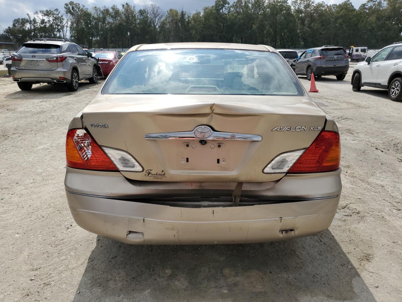 2001 TOYOTA AVALON XLS photo 6