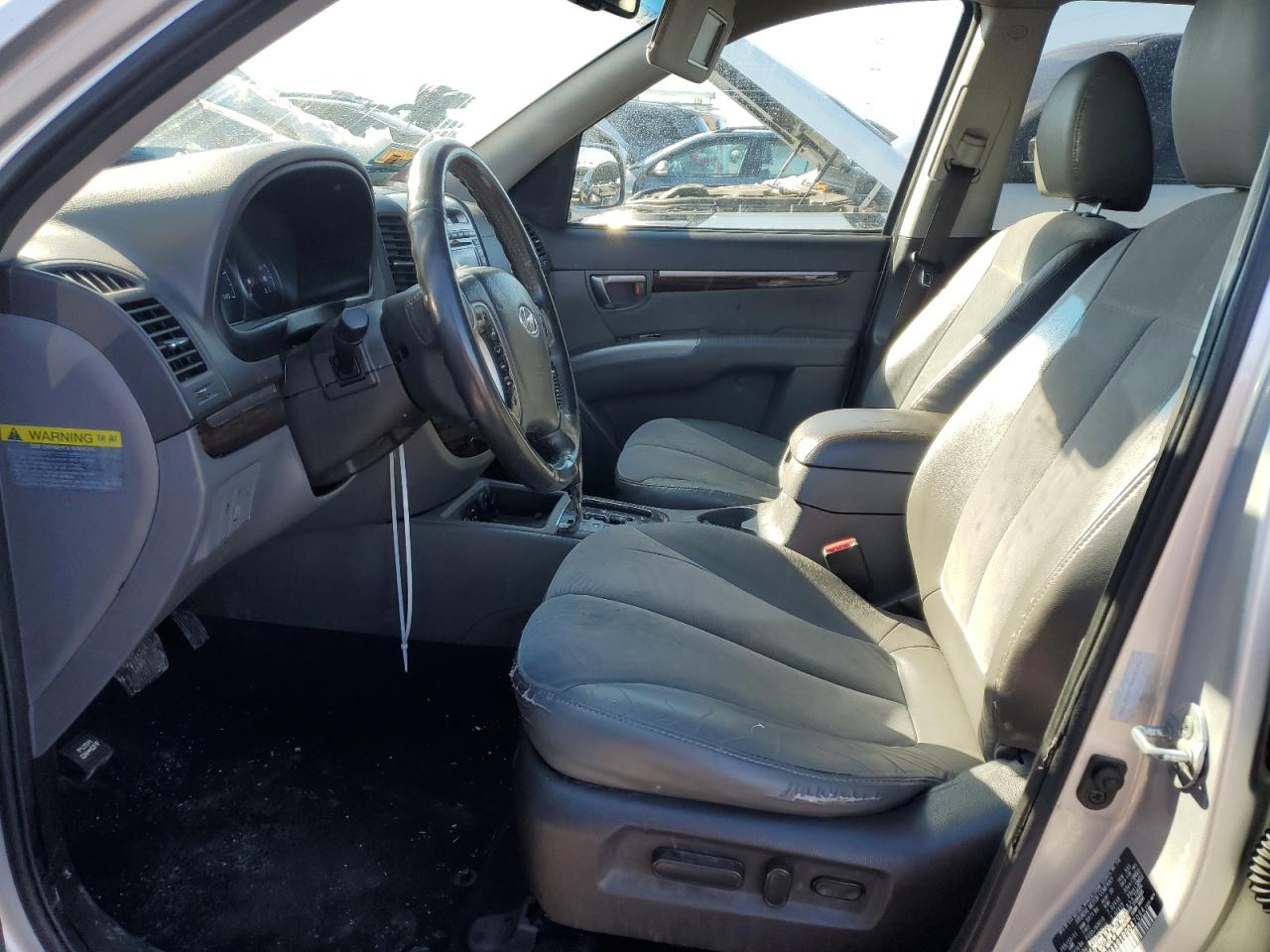 2011 HYUNDAI SANTA FE SE photo 19