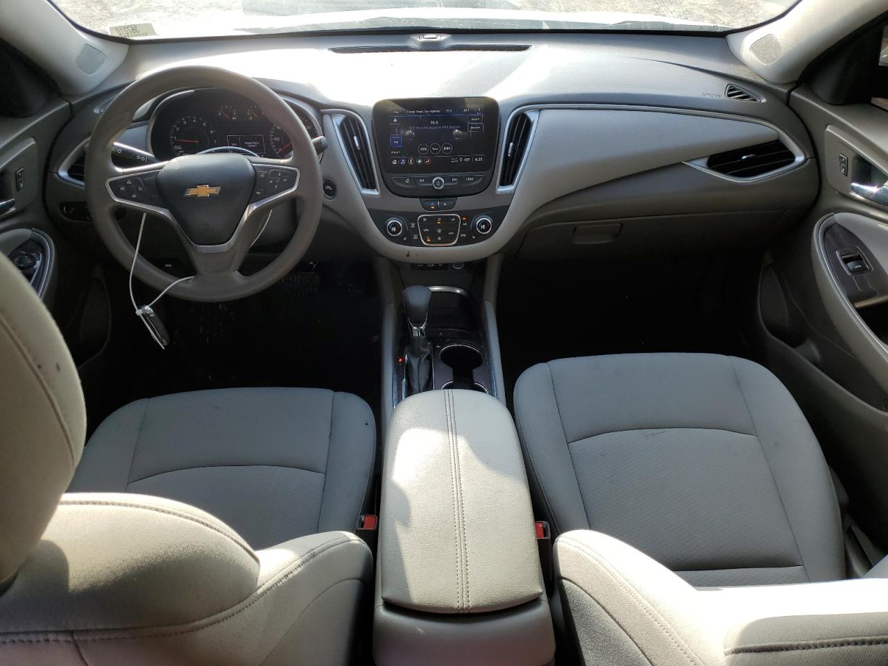 2022 CHEVROLET MALIBU LT photo 8