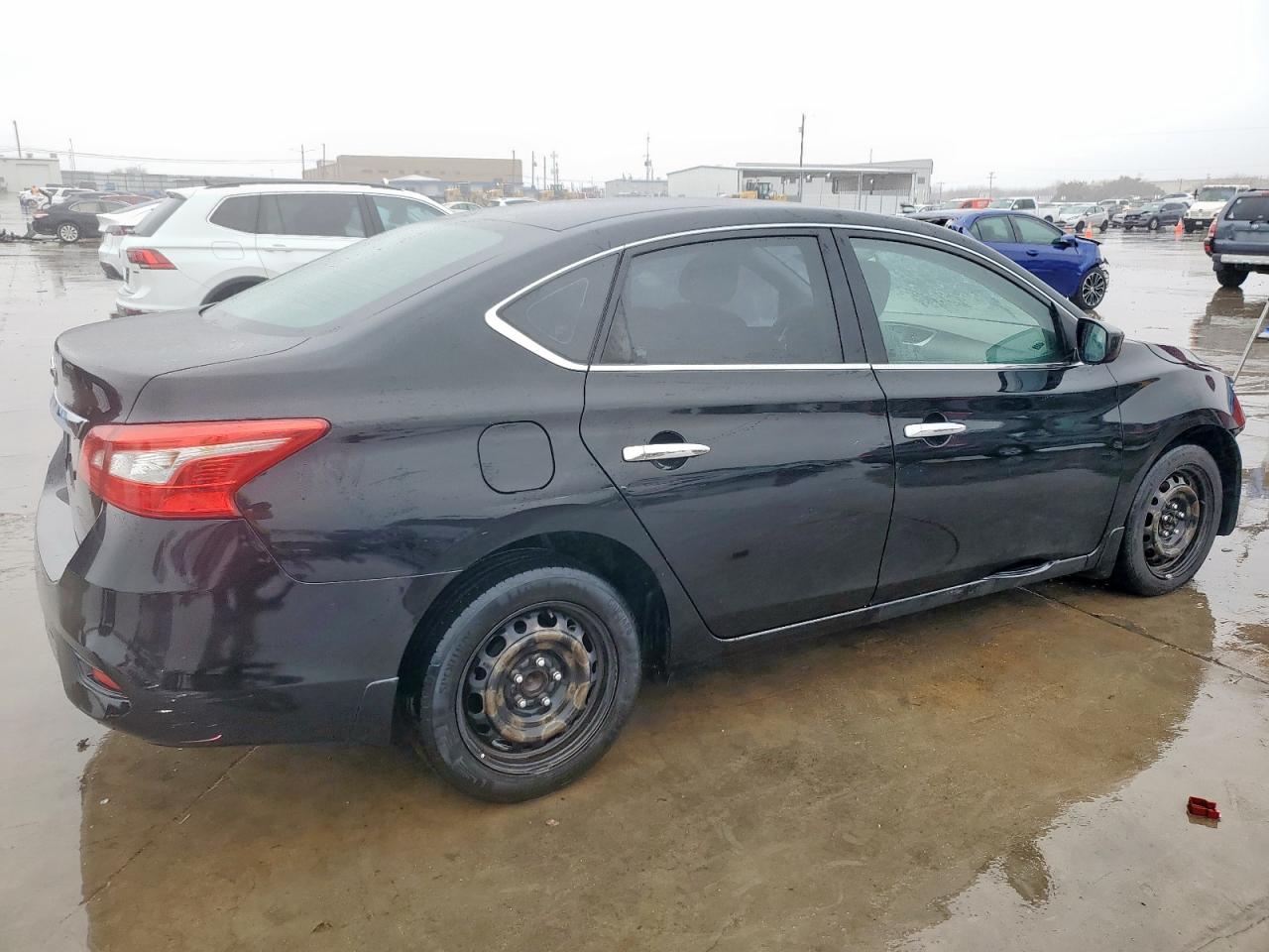 2018 NISSAN SENTRA S photo 11
